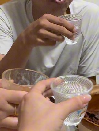 再一次把我哥哥的伙食提高了,今日完胜,这个小酒确实不错!就是有点不够分#vlog日常 #酒蒙子的日常