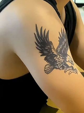 #热门 鹰国风图案草本果汁纹身贴纸防水防搓不反光持久维持草本防水#老鹰纹身贴#大鹏展翅#个性防水#遮住疤痕@DOU+小助手