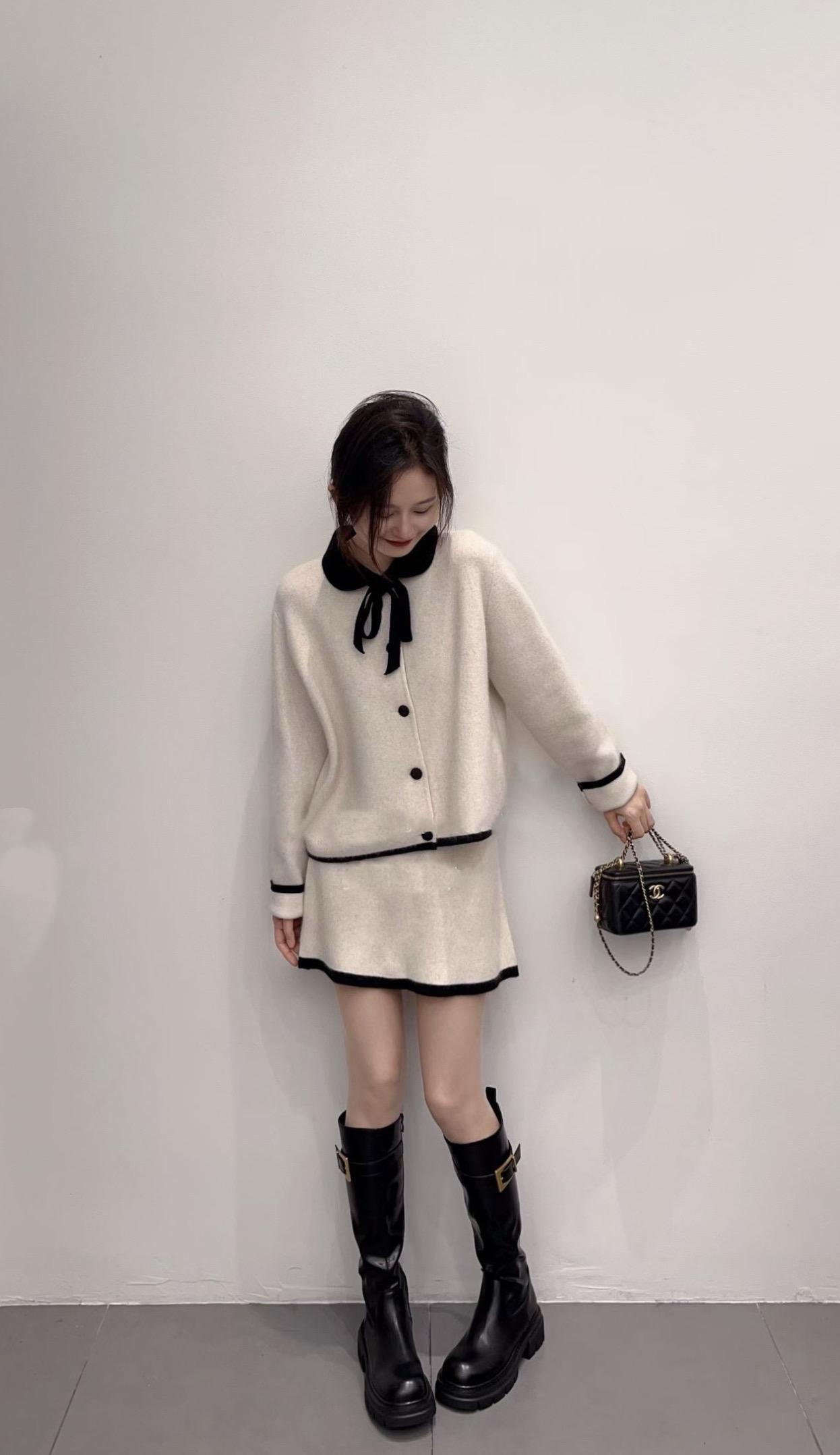#韩系穿搭 #晒晒我的秋日穿搭 #秋季日常实用穿搭思路分享#秋冬穿搭新鲜感在线#轻松摆脱路人感的韩系穿搭