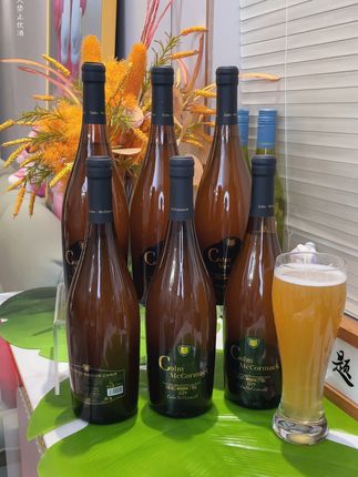 科尔姆精酿啤酒,自己喝送人都很有面子,口感真的不一样,麦芽香加上花果香,喝了一口就忘不了!#啤酒 #喝啤酒 #科尔姆精酿啤酒