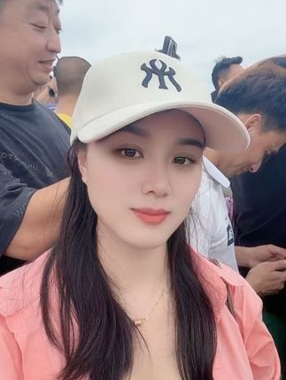 看千万网红大表哥现场抓鱼@大表哥Vlog