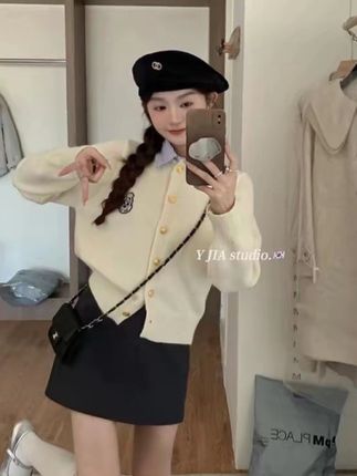 #今日穿搭 #女装 #高级感穿搭 #穿搭穿搭 #秋季开衫
