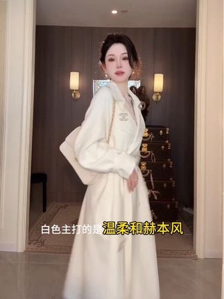 小裙摆设计,穿上秒变温柔女神✨#温柔风穿搭 #优雅气质 #风衣 #高级感穿搭 #贵气感御姐