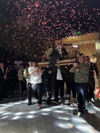 放在整个婚礼圈也是相当炸裂的#婚礼现场