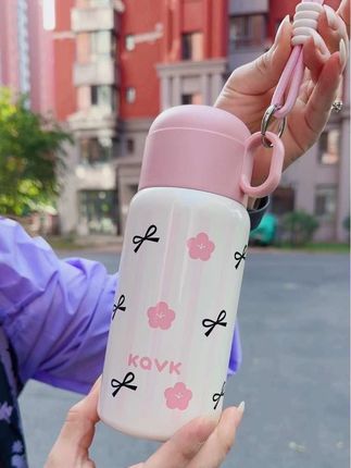 颜值这么高的杯子谁能不爱啊,连容量都是520,温柔又浪漫#创作灵感 #开学季 #秋冬必备 #杯子控杯子控 #高中