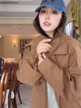 #dou上热门 美拉德复古咖色机车服外套女2025秋季新款工装皮夹克上衣外套#ootd穿搭 #韩系穿搭 #慵懒风穿搭 #好物推荐🔥