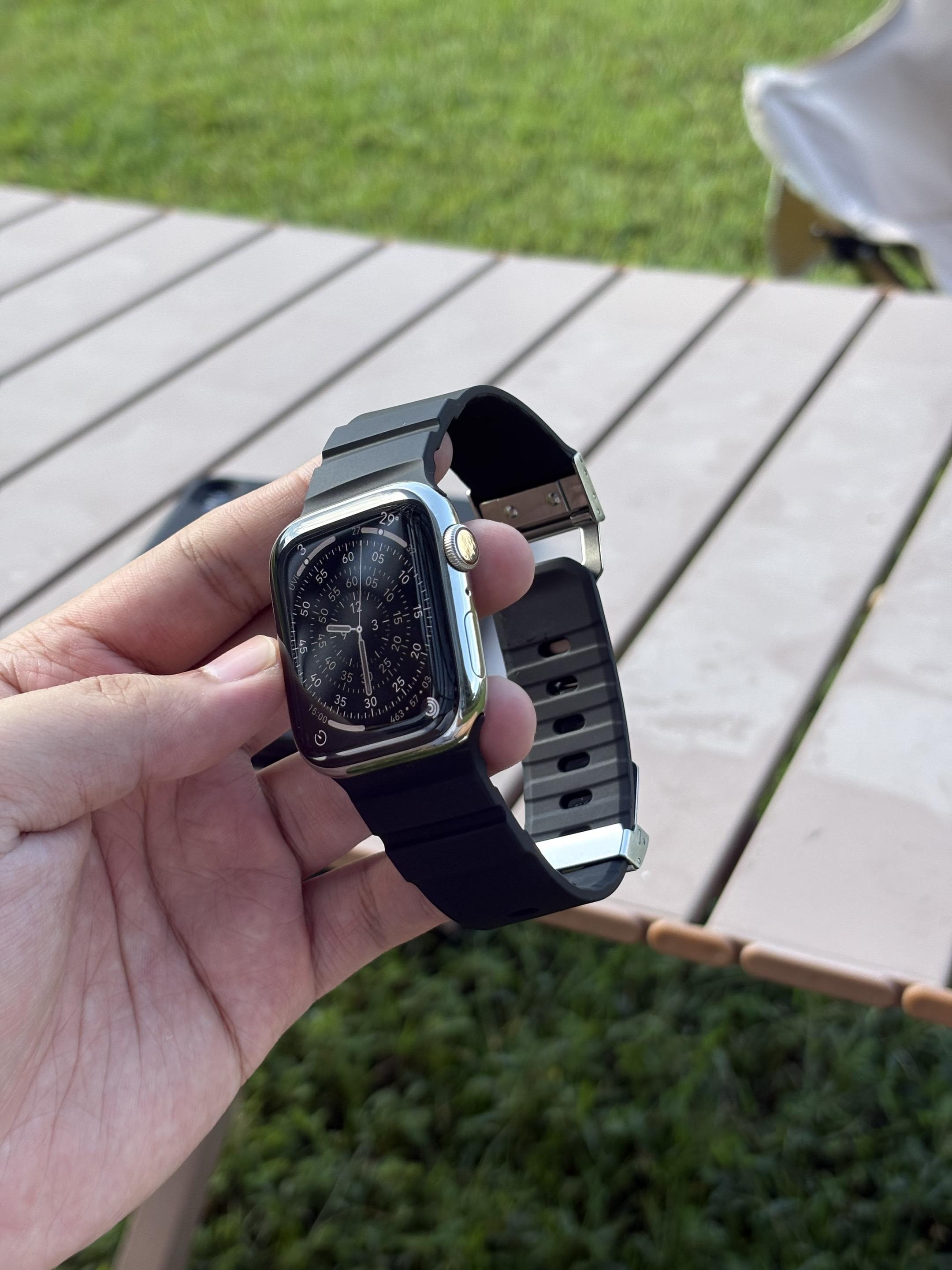 我宣布这条表带真的很适合懒人。#iwatch表带 #applewatch表带 #苹果手表s11 #极简风格高级感