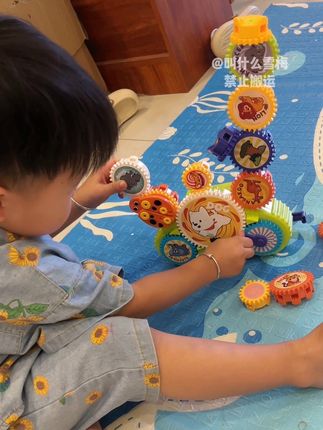 自己专注玩半天,锻炼专注力,动手能力,逻辑思维 #babycare#早教益智玩具