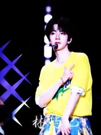 为霖而生的偶像万万岁
想一键回到2025的夏天