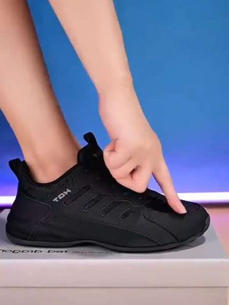 #运动鞋 #跑步鞋 #百搭鞋子 #休闲鞋 #男鞋穿搭