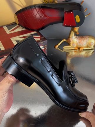 从绅士到潮人,流苏琴底乐福鞋让你秒变街头焦点! #早秋松弛感穿搭 #跟着穿搭博主学穿搭真的有用 #流苏乐福鞋 #琴底乐福鞋 #绅士风休闲皮鞋