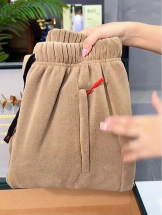 告别冬天里三层外三层,一条加绒裤稿定修身与保暖!#降温必备#棉裤#加绒裤