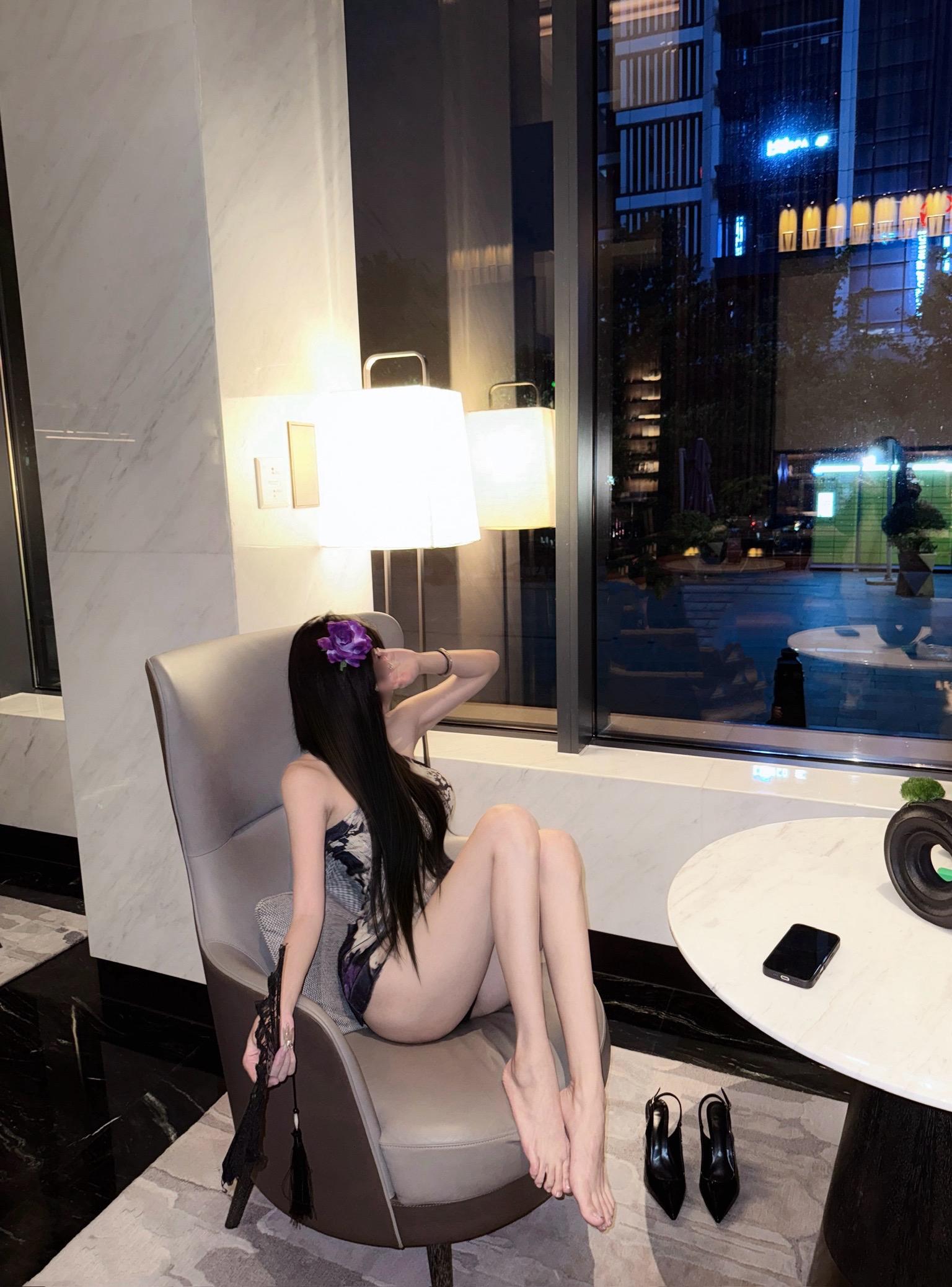 你说恨我一辈子和想我一辈子有什么区别。#御姐