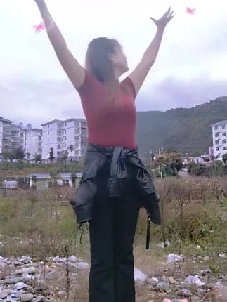 端起手中的酒,为冬天干杯!#喝酒吧#零基础学舞蹈#跟着节奏嗨起来 @抖音小助手