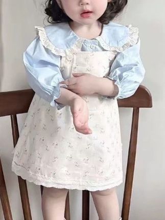 #早秋韩系氛围感穿搭 女宝宝春装新款女童公主上衣碎花背带裙套装洋气外出服两件套#背带裙 #碎花裙 #舒适透气 #女宝穿搭