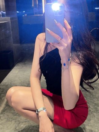 今年秋季可流行这种衬衫外套了挺阔有型#遮肉显瘦 #谁穿谁好看 #高级感穿搭 #面料柔软舒适 #洋气减龄