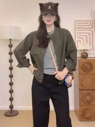 #高级感穿搭 #时尚穿搭 #小个子穿搭 百搭休闲立领工装外套女2025春秋新款棒球服上衣韩版宽松时尚夹克#韩系穿搭 #穿搭