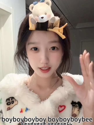 嘻嘻#宫蝶睡衣#宫蝶蜡笔小新斗篷睡袍