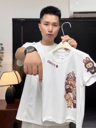 "这件拉布布T恤让全家秒变潮人!幼儿园亲子日碾压全场!#男童T恤 #儿童潮搭#美式童装 #拉布布 #夏季新款