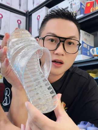 柔软舒适的水晶拖鞋,防滑鞋底结实耐磨,价格还低得离谱 #时尚拖鞋 #水晶拖鞋 #防滑拖鞋 #拖鞋 #无限回购的宝藏单品