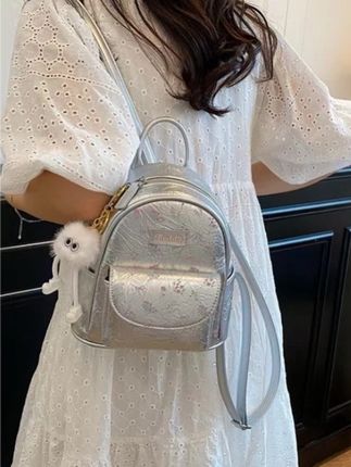 今年流行网红双肩包女2025高级感韩版时尚潮流旅行小背包通勤背包#包包推荐 #百搭包包 #轻奢包包 #包包控每天更新 #美包分享