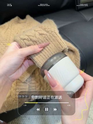 马上秋冬天 爱穿毛衣大衣的姐妹赶紧薅一单!衣服起球是真的很没有质感!#毛球修剪器#秋冬必备 #去毛球神器#提升幸福感好物 #强烈推荐