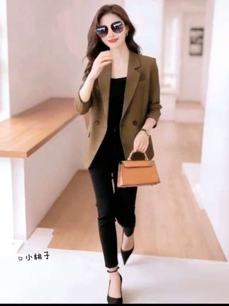 #早秋穿搭公式来了#如果上班都穿流光高智风 #早秋不费力显贵穿搭 #微胖女生怎么穿出早秋氛围感#高个子女生的早秋穿搭