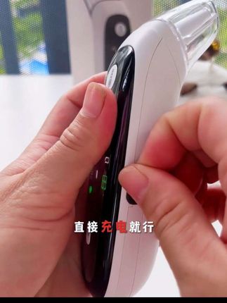 🔥额温枪,测温小能手!|👀无需接触,轻松测量体温。|💪快速、准确,守护你和家人的健康。|#额温枪 #测温神器 #非接触式温度计 #家庭必备