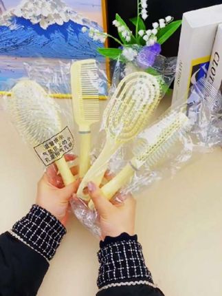 #梳子 #梳子组合 #梳子套装 #好用的梳子 #好物推荐🔥 @DOU+小助手