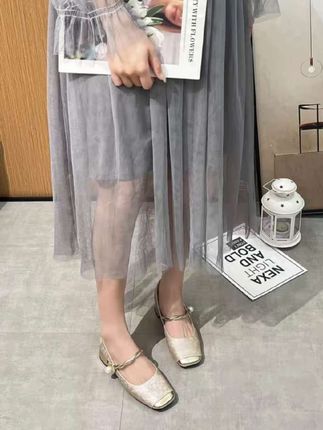 肯定舍不得啊,毕竟是亏钱清的!#朵苮品牌2025新款女夏季法式百搭气质中式国风浅口一字带鞋