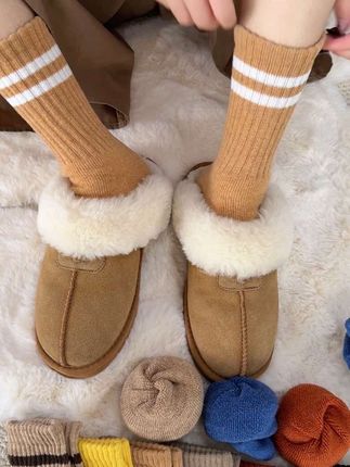 2️⃣不要等脚冰冰凉了才想起来穿厚袜子 这双毛圈袜上脚保暖又舒适 还是男女同款#面料柔软舒适 #毛圈袜#加绒保暖 #中筒袜#男女同款