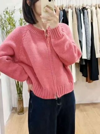 #流光机能风穿搭太有生命力了 #如果上班都穿流光高智风 #通勤穿搭如何摆脱土气感 #说好的随便穿穿去看秀 #早秋冷冽又随性的气质穿搭