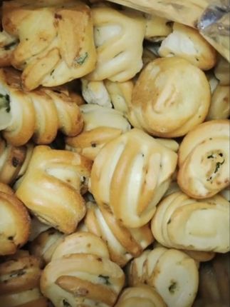 #好吃到停不下来#碱味烤馍  #小时候味道 ##手工美食 #追剧小零食