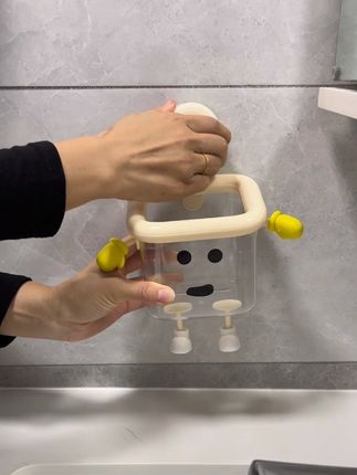 吸盘收纳盒,可随意更换位置,哪里需要吸哪里#吸盘收纳盒#收纳盒#卫生间好物 #家用好物 #提升幸福感好物