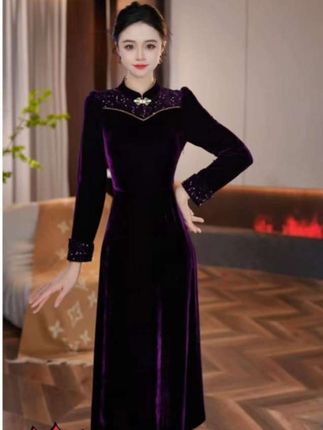 上热门 #时尚连衣裙 #高端大气 #修身显瘦 #洋气穿搭 @巨量千川 @抖音热点