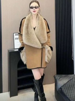 自带氛围感秋冬双面穿时尚慵懒保暖女装外套#爆款热卖中
