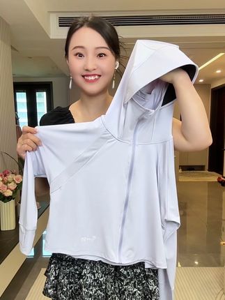高温天气出门一定要做好防晒! UPF50+原纱防晒衣,出门穿这一件就够了,冰凉丝滑穿一天都是清爽舒适的#upf50 #upf50防晒衣 #防晒衣 #原纱防晒衣 #儿童防晒衣