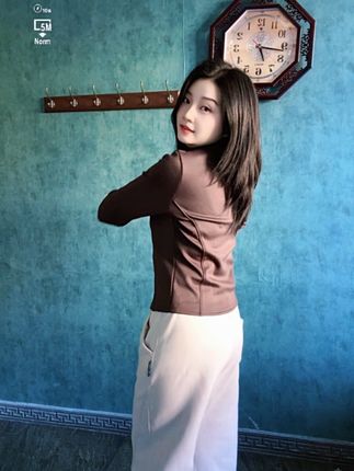 做自己,而不是解释自己!#谁穿谁好看 #今日穿搭 #简约大气
