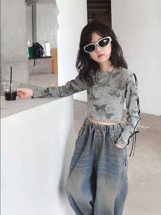 #酷女孩穿搭 #秋冬穿搭新鲜感在线#秋冬韩系氛围感穿搭公式#早秋穿搭三分钟出门不是梦#甜美穿搭@DOU+小助手 @DOU+上热门 @抖加🔥上热门🔥dou+🔥热点宝