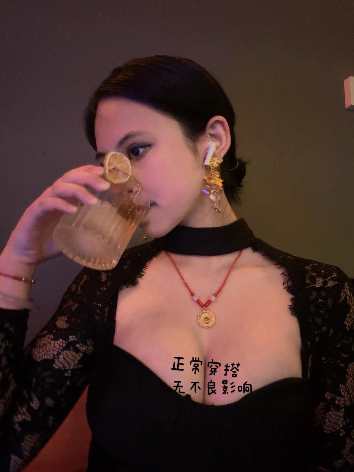 有所图 走到今天 该死 没所图 走到今天 罪该万死 没所图 还倒贴 走到今天 罪罪罪该万死