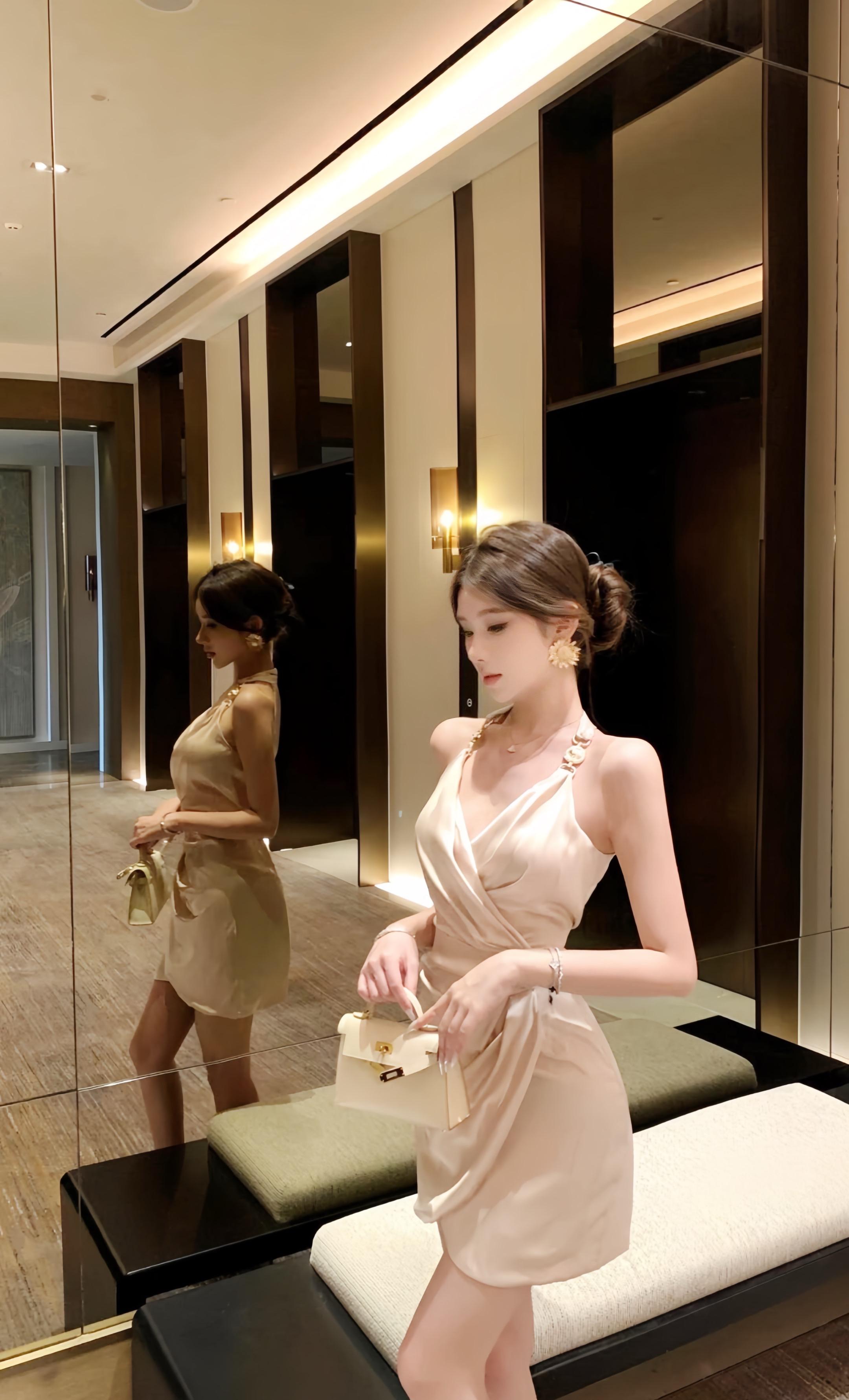 #穿搭 #优雅气质 #女神 #高级感穿搭 #强烈推荐