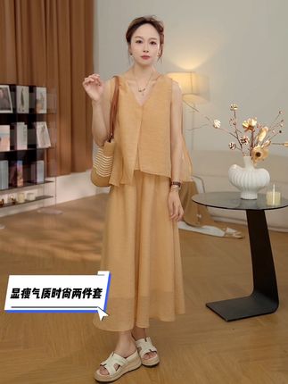 扶桑晚风⑧七七146小个子夏季新款设计感时尚半身裙套装#小个子穿搭 #显瘦穿搭 #气质穿搭 #套装 ##跟电子闺蜜晒红人秋日穿搭