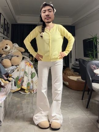 超级显白的毛衣#小个子穿搭#今天穿什么#早秋穿搭公式来了 #早秋不费力显贵穿搭 #2025年秋季都流行穿什么