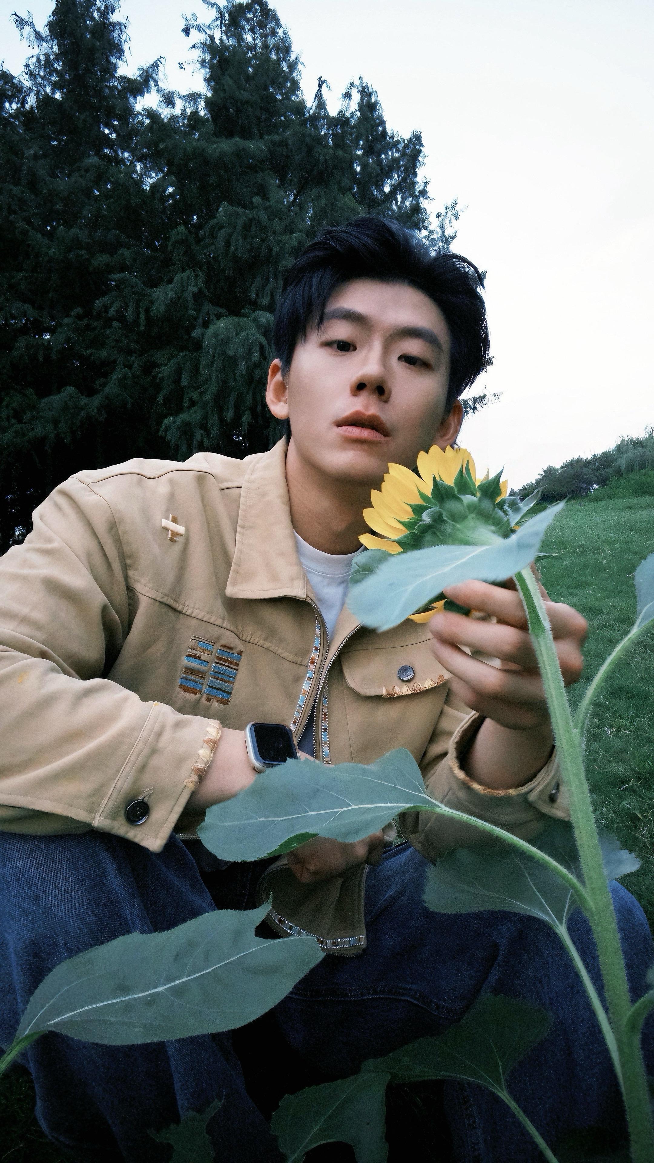 谁说向日葵只能向阳而生 #玄武湖 #nstnewstart发芽计划 #条形码老师