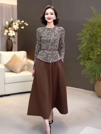假两件优雅气质连衣裙2025秋季新款梭织多彩丝浮雕提花妈妈裙子#新款连衣裙 #女装穿搭 #优雅气质
