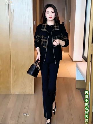 2025秋冬款格子拼接休闲外套,时尚短款气质女装显瘦翻领加绒保暖夹克#秋冬外套 #夹克外套 #短款夹克 #小个子初秋显瘦穿搭 #时尚减龄