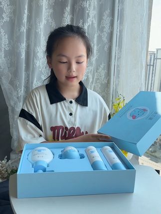 女儿上5年级了,也该有一套属于自己的护肤品了,#澳兰黛山茶花四件套 专为儿童设计 用完小脸水水嫩嫩的。#学生党#护肤#宝妈分享
