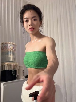 活动来了,记得囤#麦尔颜植物草本萃取身体按摩精油 #麦尔颜精油 #麦尔颜暴汗精油 #好物推荐🔥 #日常分享