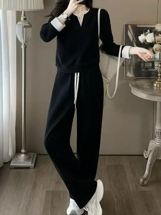 休闲风运动套装女2025秋季新款韩版V领宽松卫衣时尚两件套#运动套装 #秋季套装 #时尚两件套 #休闲风穿搭 #好物分享