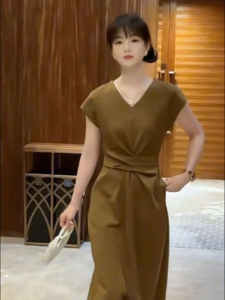 #无法拒绝温柔感小裙子 #碎花连衣裙 #旅游穿搭主打一个漂亮#新衣服可以治愈各种不开心 #摆脱路人感的小个子女生穿搭